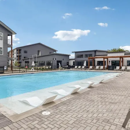 Virginia Apartments By Barsala